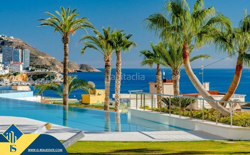 Foto 32bf8f59-02a0-4f9e-81b4-c91e39d7c443. Àtic amb piscina a Playa Poniente Benidorm