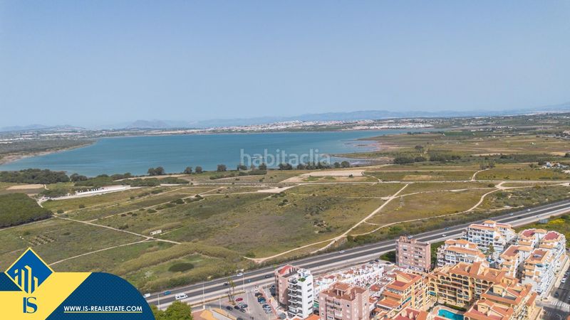 Foto f57cf978-46f3-488d-8e43-0278239f1184. Pis amb piscina a Cañada del Molino Torrevieja