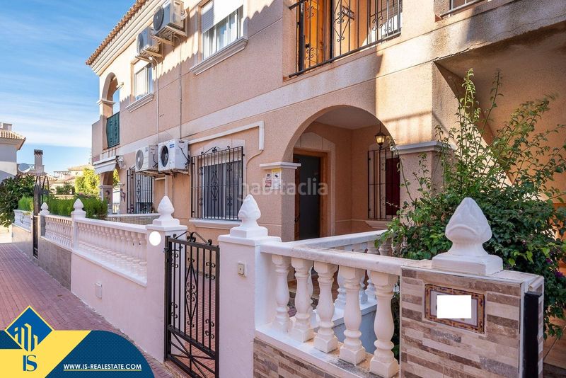Foto de7cd611-59b5-464d-86fb-b504145e1342. Casa amb aparcament a La Regia Orihuela