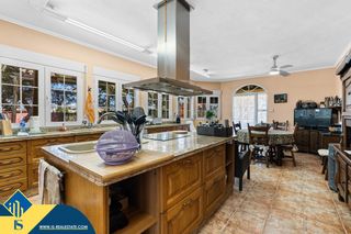 Chalet in El Altet. Villa con terraza, en la provincia de alicante, en la ciudad de