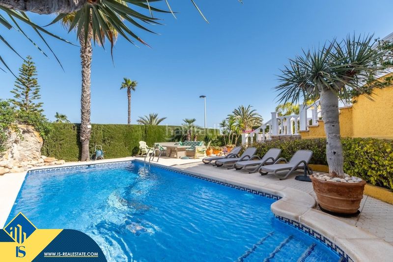 Foto 5b65a0e9-fe17-48e5-931f-b92fcaadd3cf. Xalet amb aparcament piscina a Novamar - Mediterráneo Santa Pola