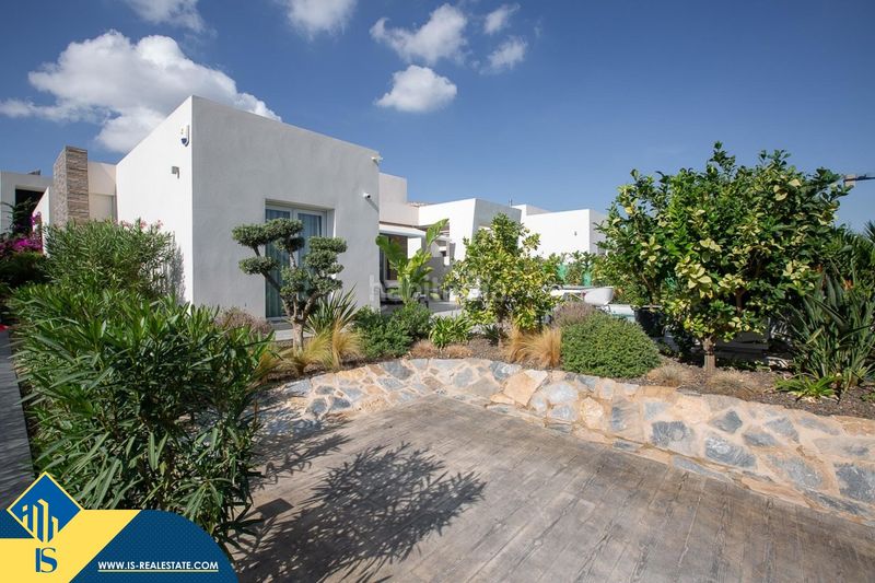 Foto 3ea339fc-7261-4778-9ade-1246c3d34d96. Xalet amb aparcament piscina a Algorfa