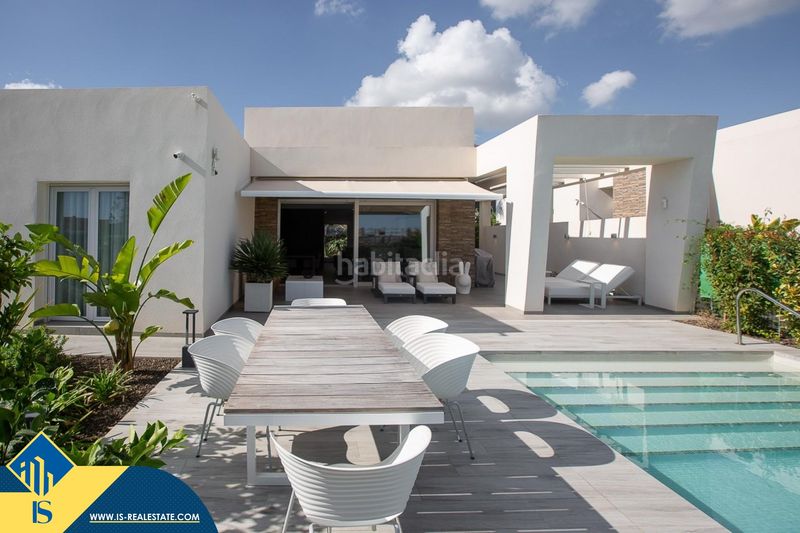 Foto cbb1070b-5d6a-4c77-82d9-a32fccad3163. Xalet amb aparcament piscina a Algorfa