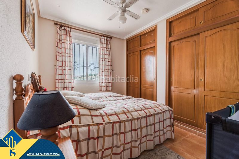 Foto 2d01762a-8131-4cf7-8dcf-59829de1dd5a. Chalet villa con piscina privada en la provincia de alicante, en la localidad de gran alacant. 3 dormitorios | 119 m² | a 2,5 km del mar en Santa Pola