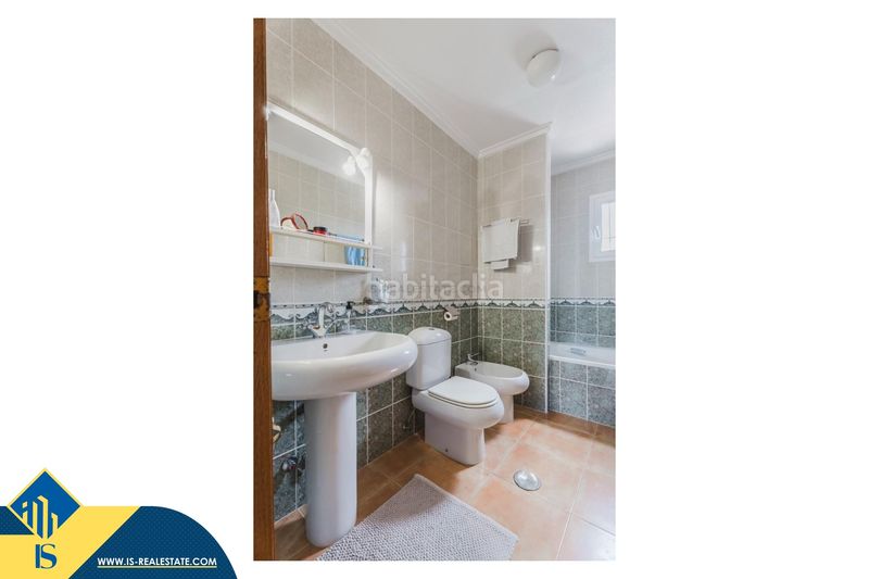 Foto d92f3ca0-210f-4d07-824e-e4f8b05582be. Chalet villa con piscina privada en la provincia de alicante, en la localidad de gran alacant. 3 dormitorios | 119 m² | a 2,5 km del mar en Santa Pola