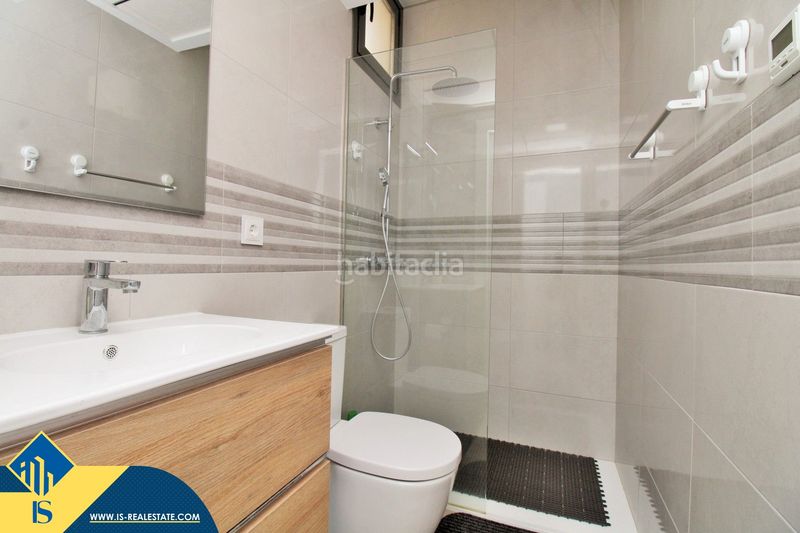 Foto 58146792-dd93-4dad-8854-fed2672399d9. Chalet mit parking in Villamartín-Las Filipinas Orihuela