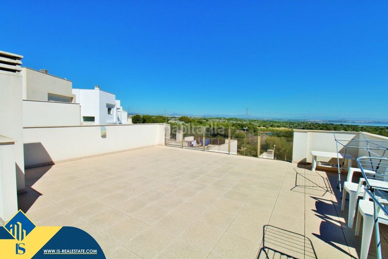 Foto 7d22e98d-f797-426a-be95-8f796f941a2f. Chalet mit parking in Villamartín-Las Filipinas Orihuela