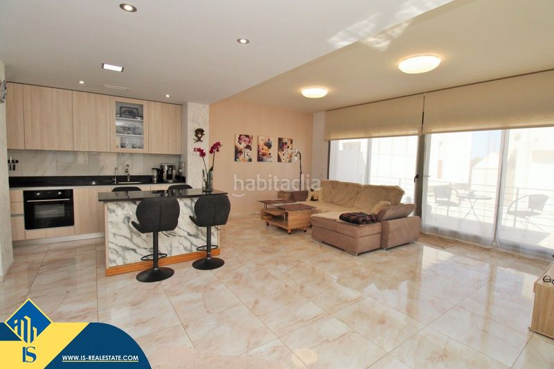 Foto ba5c69c2-2755-4191-ac0a-f865a5895138. Chalet mit parking in Villamartín-Las Filipinas Orihuela