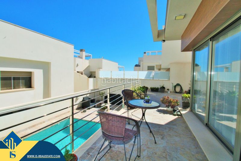 Foto dacf189e-34be-4edb-bd61-2eb923d35e47. Chalet mit parking in Villamartín-Las Filipinas Orihuela