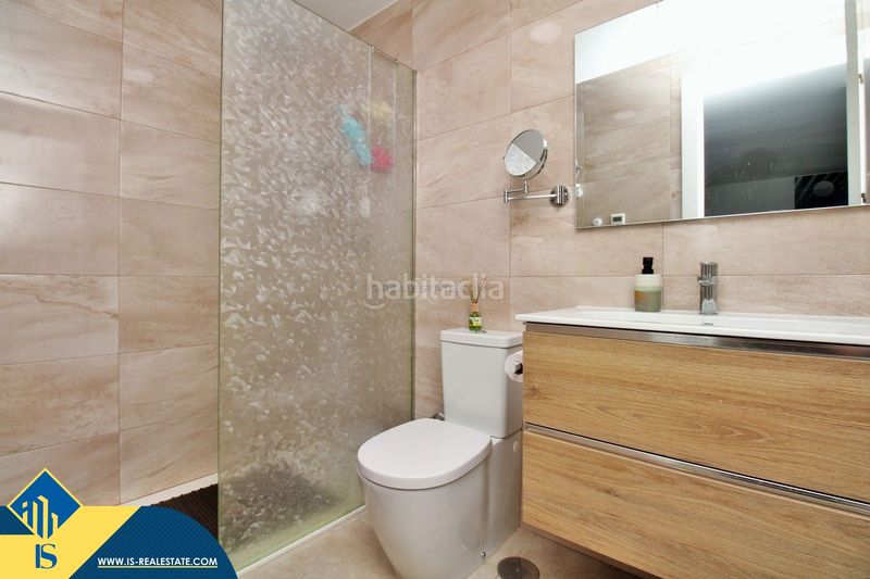 Foto de567e11-b5cc-4832-9800-284234f1af3e. Chalet mit parking in Villamartín-Las Filipinas Orihuela