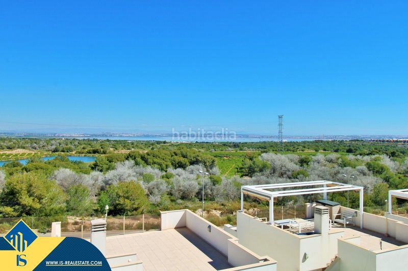 Foto f60675a9-a71b-44e3-8cb4-951ad1efb46e. Chalet mit parking in Villamartín-Las Filipinas Orihuela