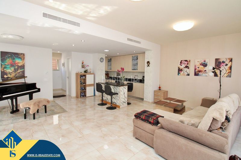 Foto fcb2cd7f-1130-4648-b3a3-b4069065d85e. Chalet mit parking in Villamartín-Las Filipinas Orihuela