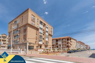 Flat in Gaspar Perelló. Apartamento con terraza, en la provincia de alicante, en la ciud