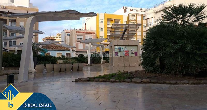 Foto 4d1f41a9-2750-4e1f-8b14-fefab332cc42. Ático  cerca del mar, en la provincia de alicante, en la ciudad . 2 habitaciones | 62 m² | 1 kilómetro del mar en Torrevieja