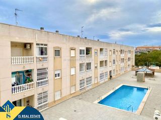 Appartement in Antonio Machado. Apartamento con piscina comunitaria, en la provincia de alicante