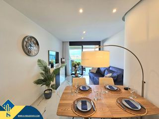 Pis a Monte y Mar. Apartamento con piscina comunitaria, en la provincia de alicante