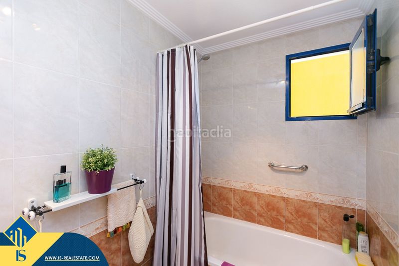 Foto ccd6ff3d-f7c9-4a08-adec-2c6b6a00a2d6. Pis a Campoamor Orihuela