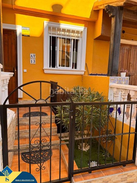 Foto b2a04954-b2cc-4ff2-8d51-f16dad36a608. Dúplex a Miramar - Torre del Moro Torrevieja