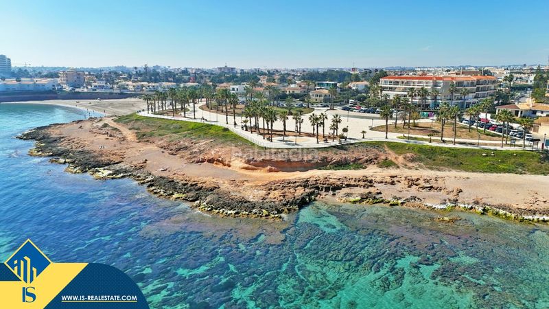 Foto 32c2f5e7-26b1-4a4d-bcc6-3acdf1675128. Pis amb piscina a Playa Flamenca Orihuela