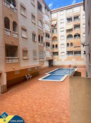 Apartment in El Molino. Apartamento con piscina comunitaria, en la provincia de alicante