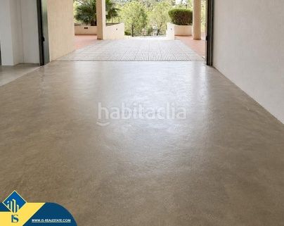 Foto f25ec8aa-3fb9-4e25-a56e-47373a814980. Pis amb aparcament piscina a Altea hills Altea