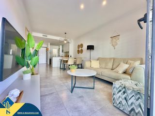 Flat in Villamartín-Las Filipinas. Apartamento con piscina comunitaria, en la provincia de alicante