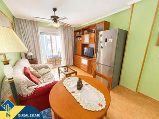 Apartament a Nueva Torrevieja. Apartamento con piscina comunitaria, en la provincia de alicante