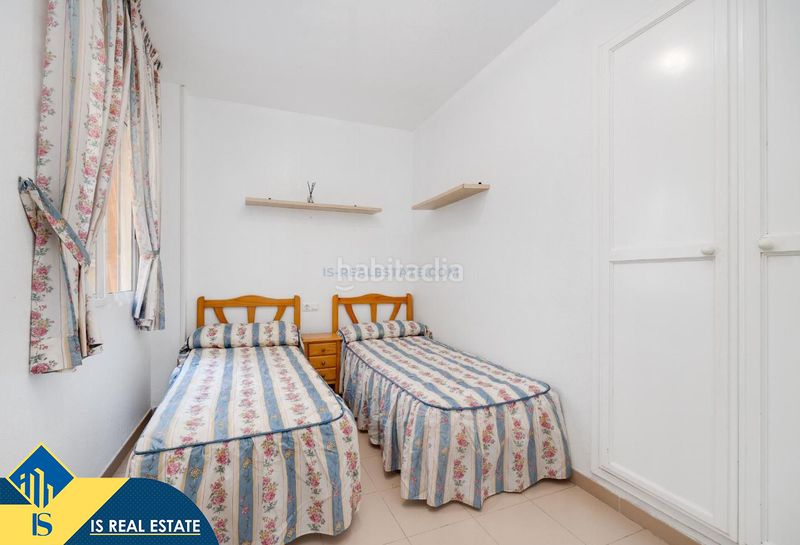 Foto 5bb94441-c666-40ae-a9a0-7325eb44897c. Casa amb calefacció piscina a Playa de los Náufragos Torrevieja