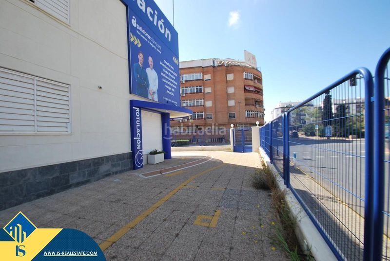 Foto 0a1a2689-a00a-4ee0-a086-2c4ad86a2d97. Edificio in Centro - Muelle Pesquero Torrevieja