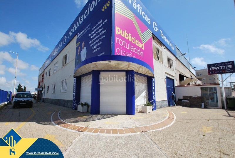 Foto b1da8199-86eb-45b4-93cc-d858f8781b4b. Edificio in Centro - Muelle Pesquero Torrevieja