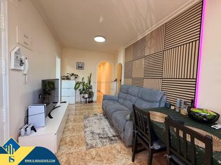 Piso en Zona Playa del Cura. Apartamento con terraza, en la provincia de alicante, en la ciud