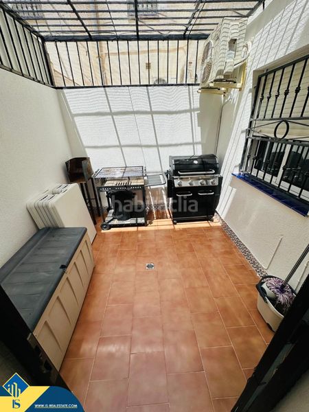 Foto acb58c5d-68d5-4622-9448-3ab3977458a7. Casa amb piscina a La Florida Orihuela