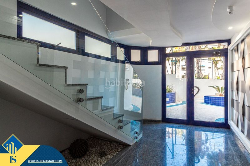 Foto b35c4438-f1f2-46db-b225-a9b8c3ba7603. Àtic amb aparcament piscina a Punta Prima Torrevieja