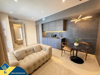 Pis a Zona Playa de los Locos. Apartamento reformado con piscina comunitaria, en la provincia d