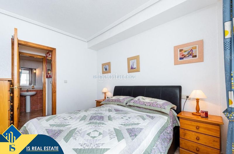 Foto d877d570-6727-4ac7-8f0f-deea5ad40279. Àtic amb calefacció aparcament piscina a Los Balcones y los Altos Orihuela