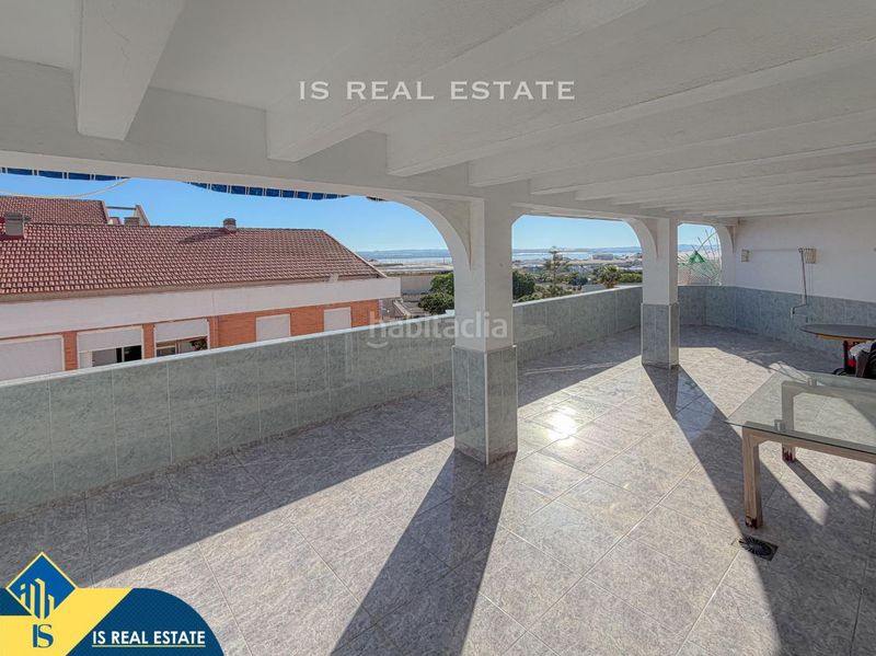 Foto 0dd3c9a8-a1a5-463d-908c-647d22a1ce1c. Àtic amb calefacció piscina a El Acequión Torrevieja