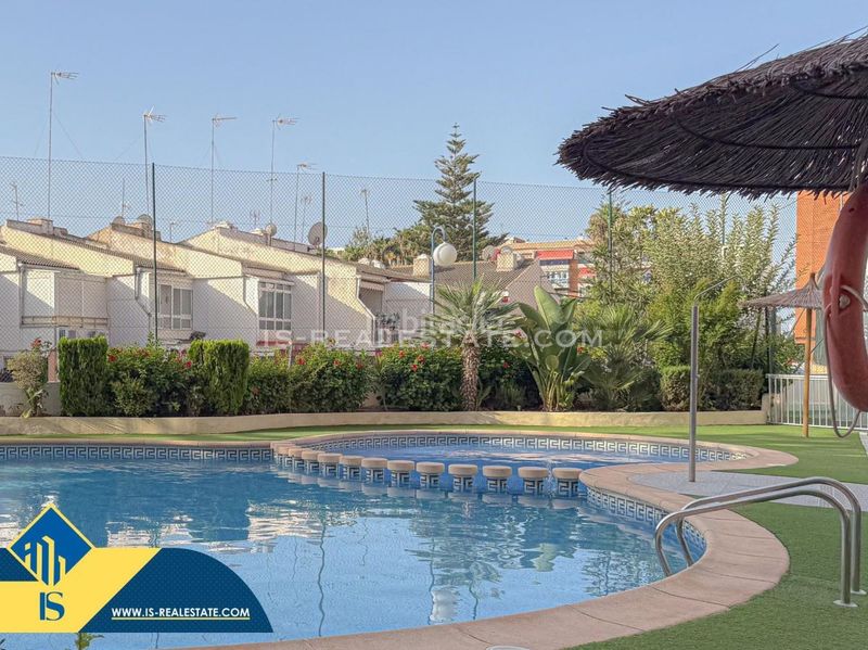 Foto e85400d5-5bcd-4987-9062-7abaad1eb0a7. Àtic amb calefacció piscina a El Acequión Torrevieja