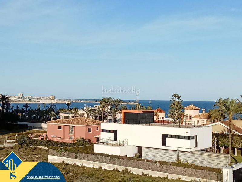 Foto 410019e3-b758-4182-b63c-76ccd784e11d. Àtic amb aparcament piscina a La Veleta Torrevieja