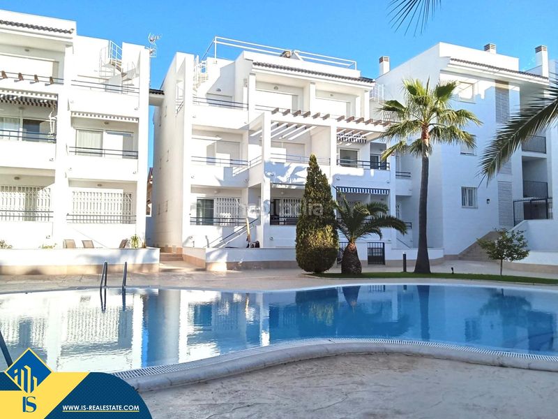 Foto 42eddaf7-2c86-4fcf-b11c-f784790b19e6. Àtic amb aparcament piscina a La Veleta Torrevieja