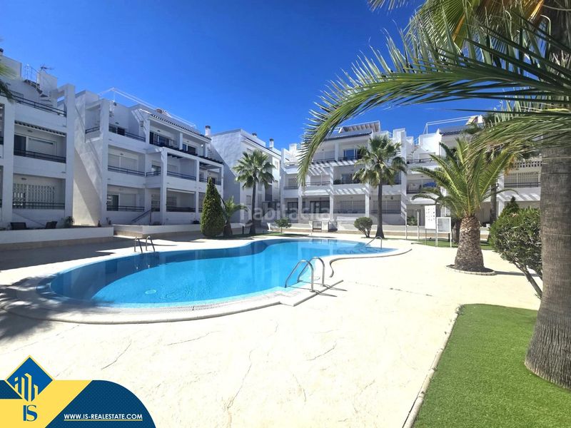 Foto 626176d7-6333-4c6d-ab41-f4f4a5288906. Àtic amb aparcament piscina a La Veleta Torrevieja