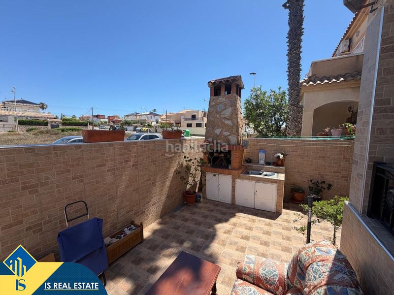 Foto 16019e38-31af-4f4d-b10d-f0f68b717132. Casa amb calefacció piscina a Aguas Nuevas Torrevieja