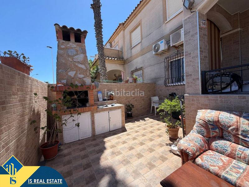 Foto 1da71efc-1614-488b-a64a-569c8507a558. Casa amb calefacció piscina a Aguas Nuevas Torrevieja