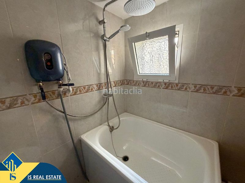 Foto 4310116b-7567-4799-8f2e-9b7277440854. Casa amb calefacció piscina a Aguas Nuevas Torrevieja