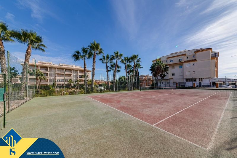 Foto 476a5044-aebf-422f-924f-206e27c1b2d3. Pis amb piscina a La Florida Orihuela