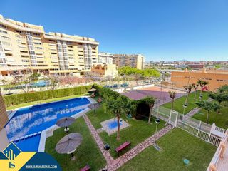 Pis a San Gabriel. Apartamento con piscina comunitaria, en la provincia de alicante