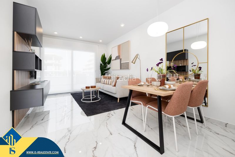 Foto f6ab6954-93d4-4a45-b7f9-181ed8e008d1. Ático  con piscina comunitaria, en la provincia de alicante, en la localidad . 2 habitaciones | 160 m en San Miguel de Salinas