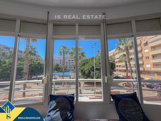 Flat in Avenida Habaneras - Curva de Palangre. Apartamento con terraza, en la provincia de alicante, en la ciud