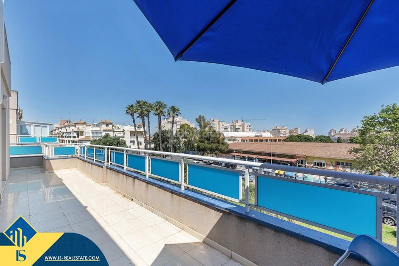 Foto a5e486a3-fe0f-4173-8990-a5cb70b7f6c5. Àtic amb piscina a nueva Torrevieja Torrevieja