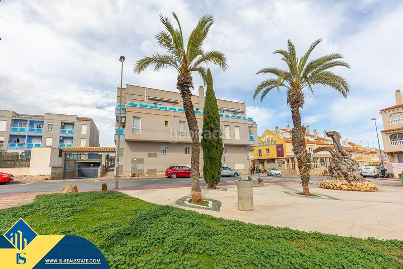 Foto e4fe9bda-bf4e-4034-9111-ba210e229279. Àtic amb piscina a nueva Torrevieja Torrevieja