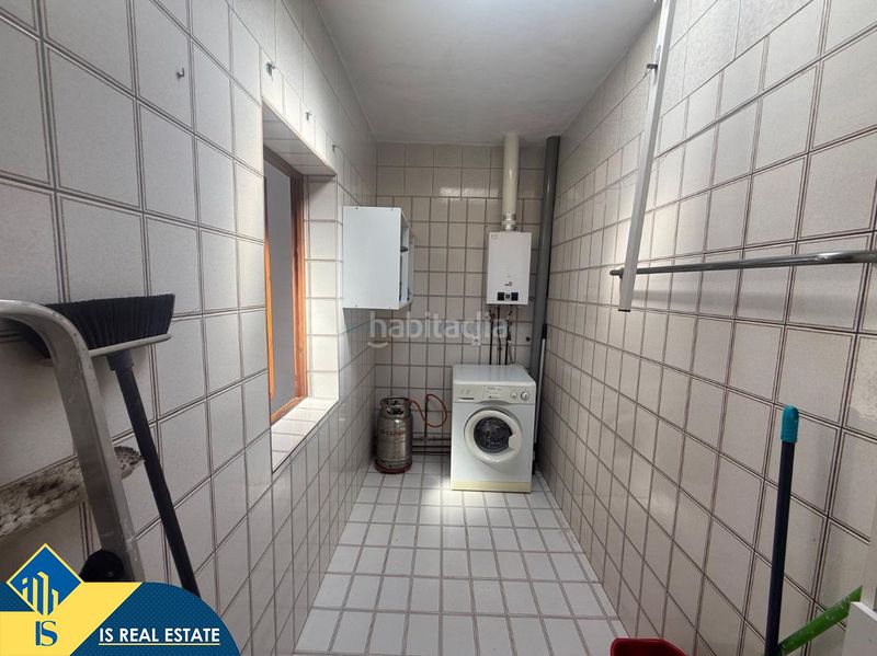 Foto 15a4622a-d9b7-4830-a07f-e42f1802b24e. Casa amb calefacció aparcament a Zona Carrefour - Urbanizaciones Torrevieja